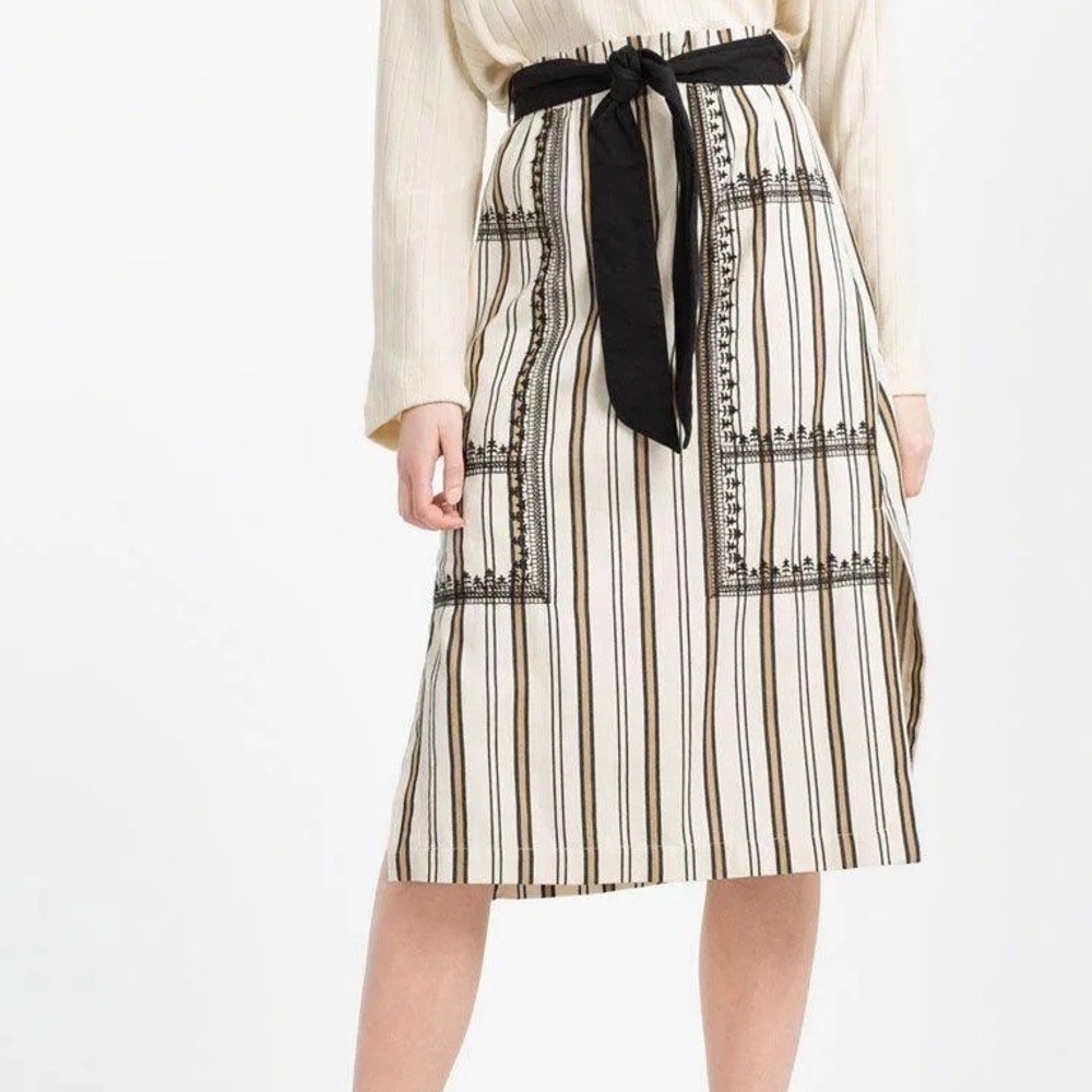 Zara Trafaluc Embroidered Striped Midi Skirt / Beige